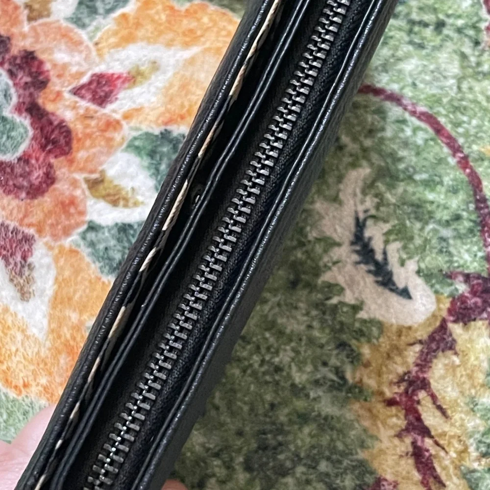 Jessica Simpson Black Faux Leather Zip-Around Wallet w/ Leopard Print Interior - Picture 8 of 10